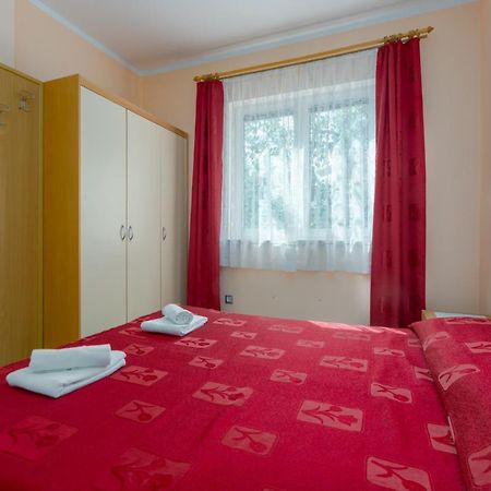 Apartments Maria Пореч Экстерьер фото