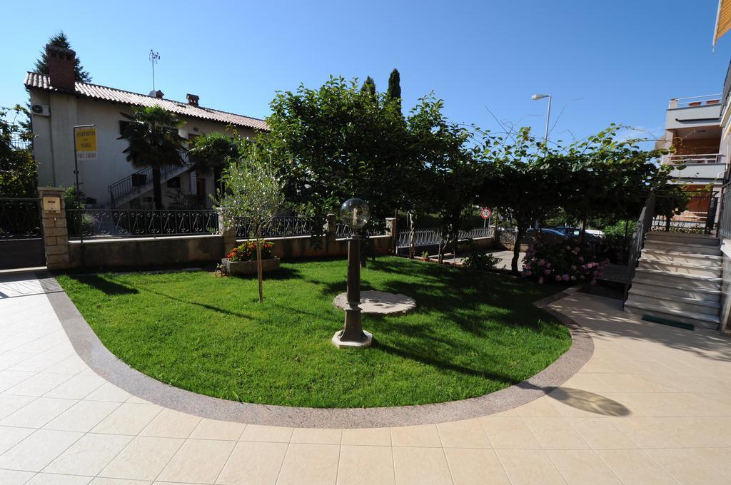 Apartments Maria Пореч Экстерьер фото