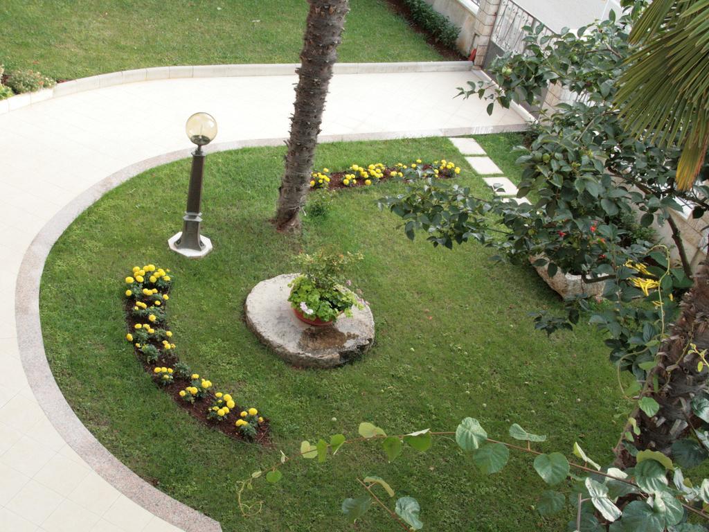 Apartments Maria Пореч Экстерьер фото